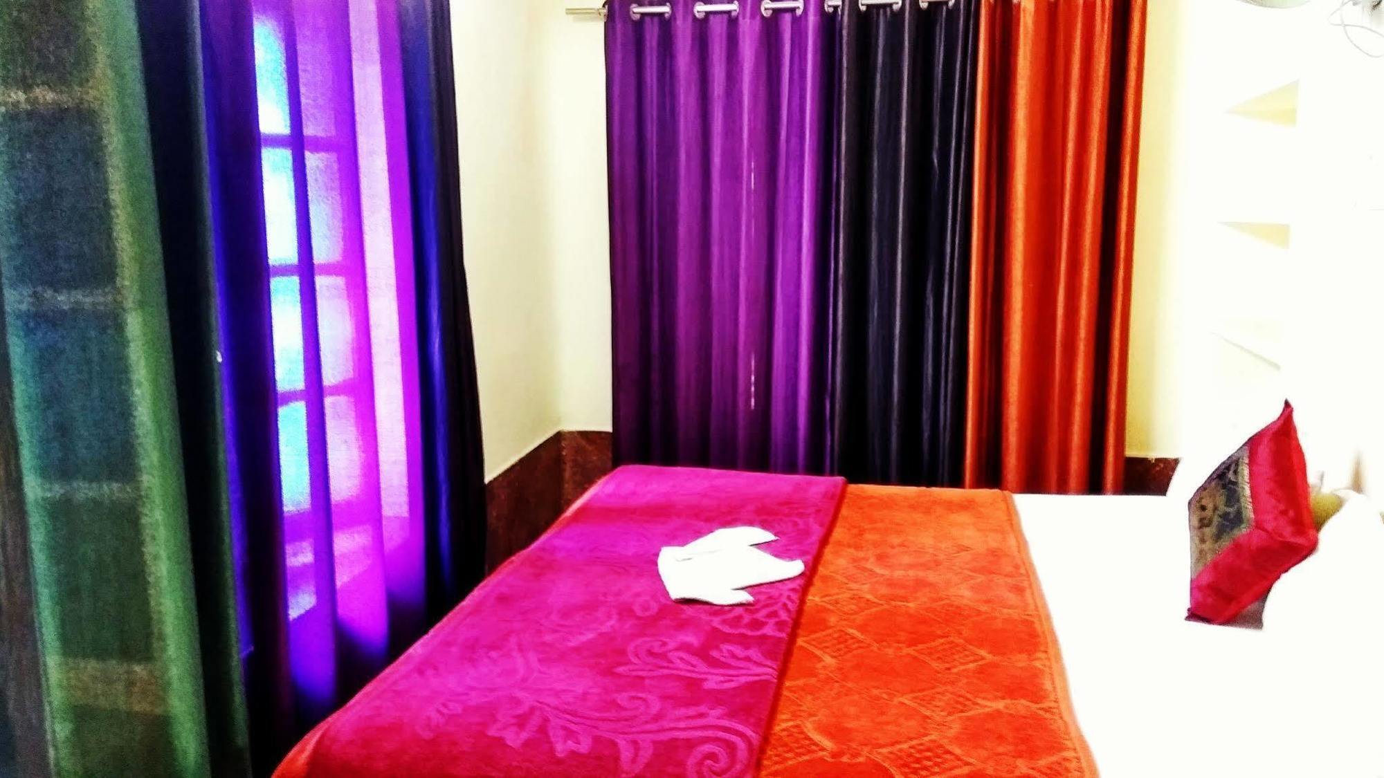 Zostel Hostel *
